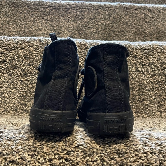 Converse High Tops Black Shoes size 12 - Picture 2 of 4
